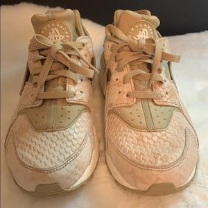 Nike Air Huarache Run